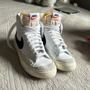 Nike Blazer Mid ‘77 size 7.5 in women’s